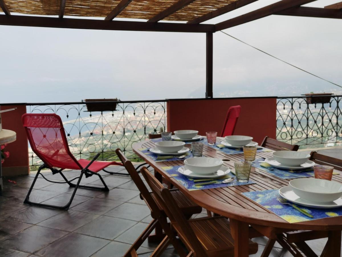 ラヴァーニャ Terrazza Eugeniaヴィラ エクステリア 写真